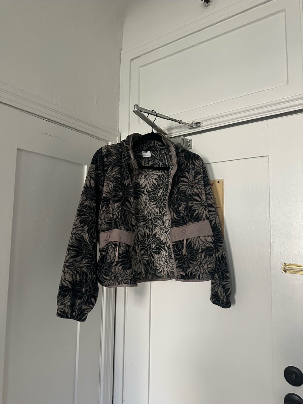 Nike Women's Black & Taupe Floral Teddy Jacket